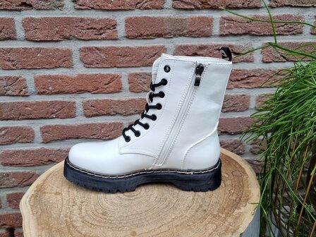 ALICE BOOTS WHITE