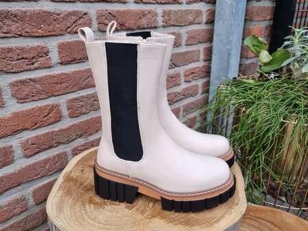 DANA BOOTS BEIGE