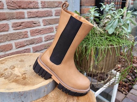 DANA BOOTS CAMEL