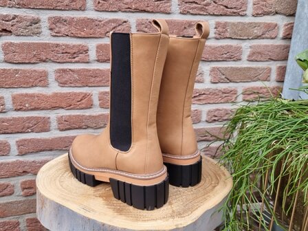 DANA BOOTS CAMEL