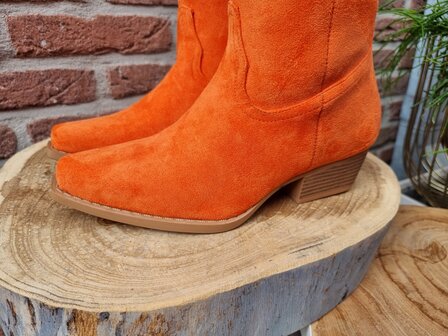 KAITLIN BOOTS ORANGE SUEDINE