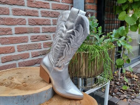 MILA BOOTS SILVER