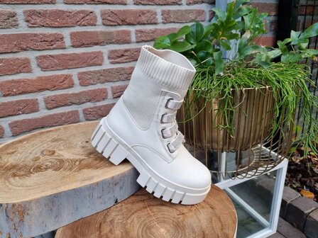 JAYLIN BOOTS BEIGE