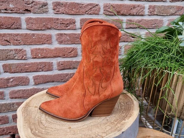 KYLIE BOOTS ORANGE