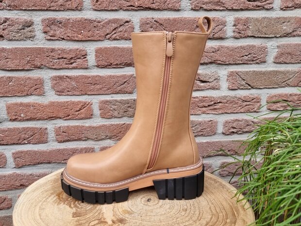 DANA BOOTS CAMEL