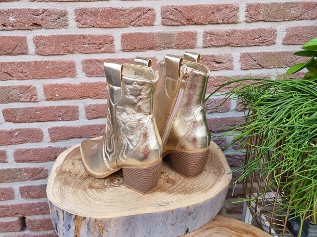 MARY BOOTS GOLD