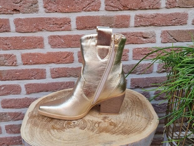 MARY BOOTS GOLD