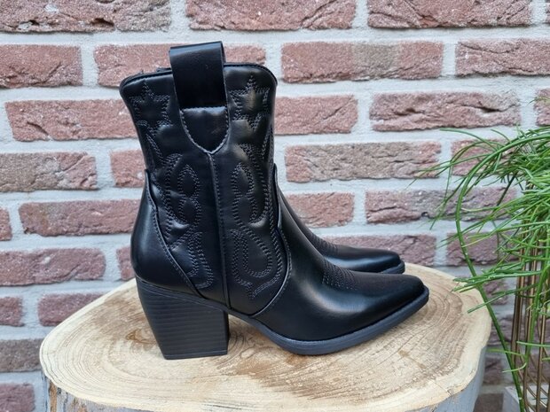 MARY BOOTS BLACK