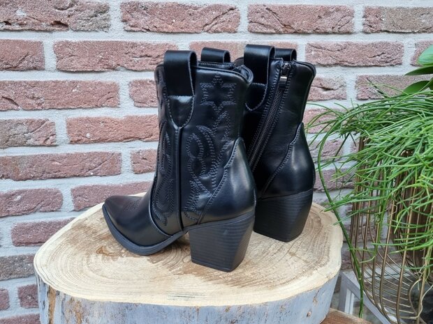 MARY BOOTS BLACK